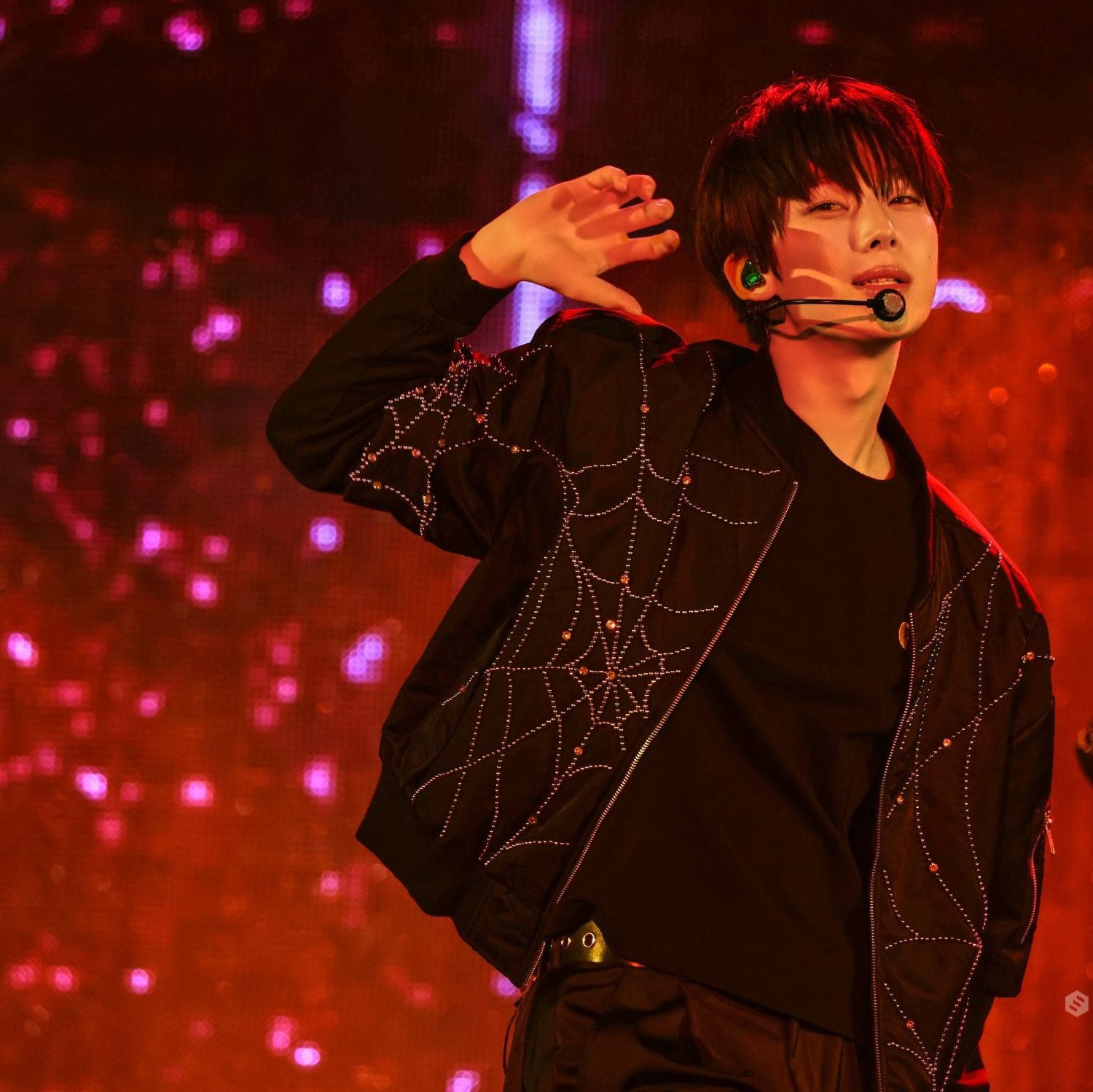 선우 (ENHYPEN)의 비하인드 컷