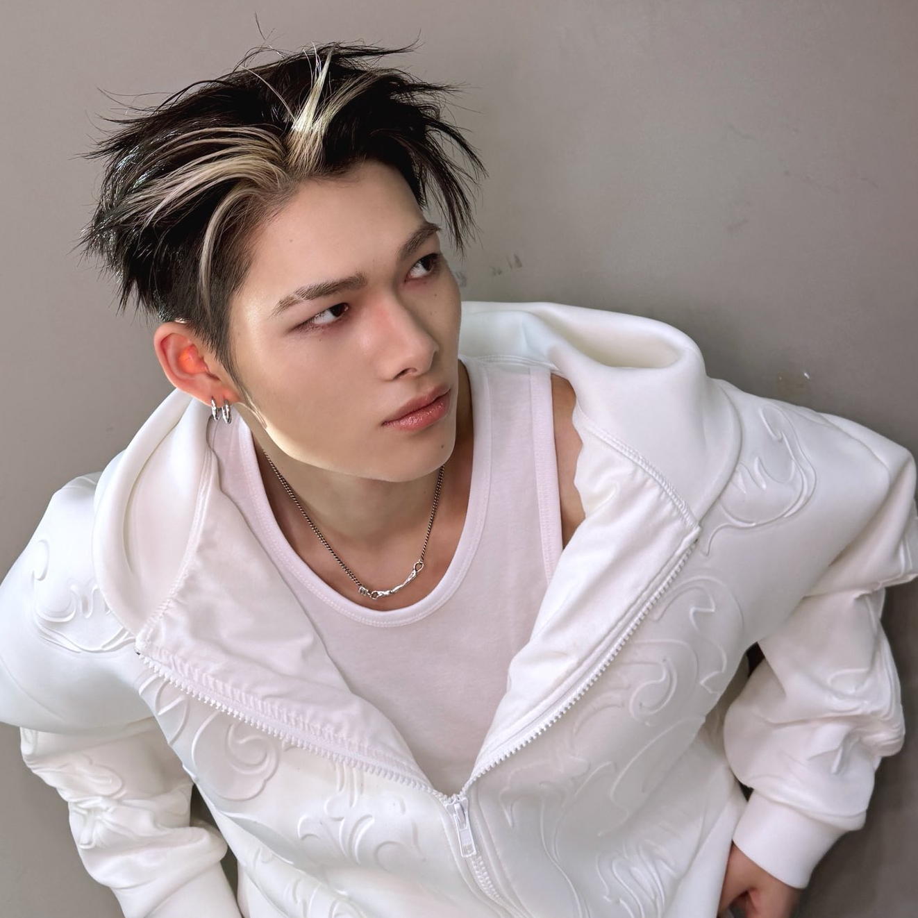 NI-KI (ENHYPEN)的最新照片