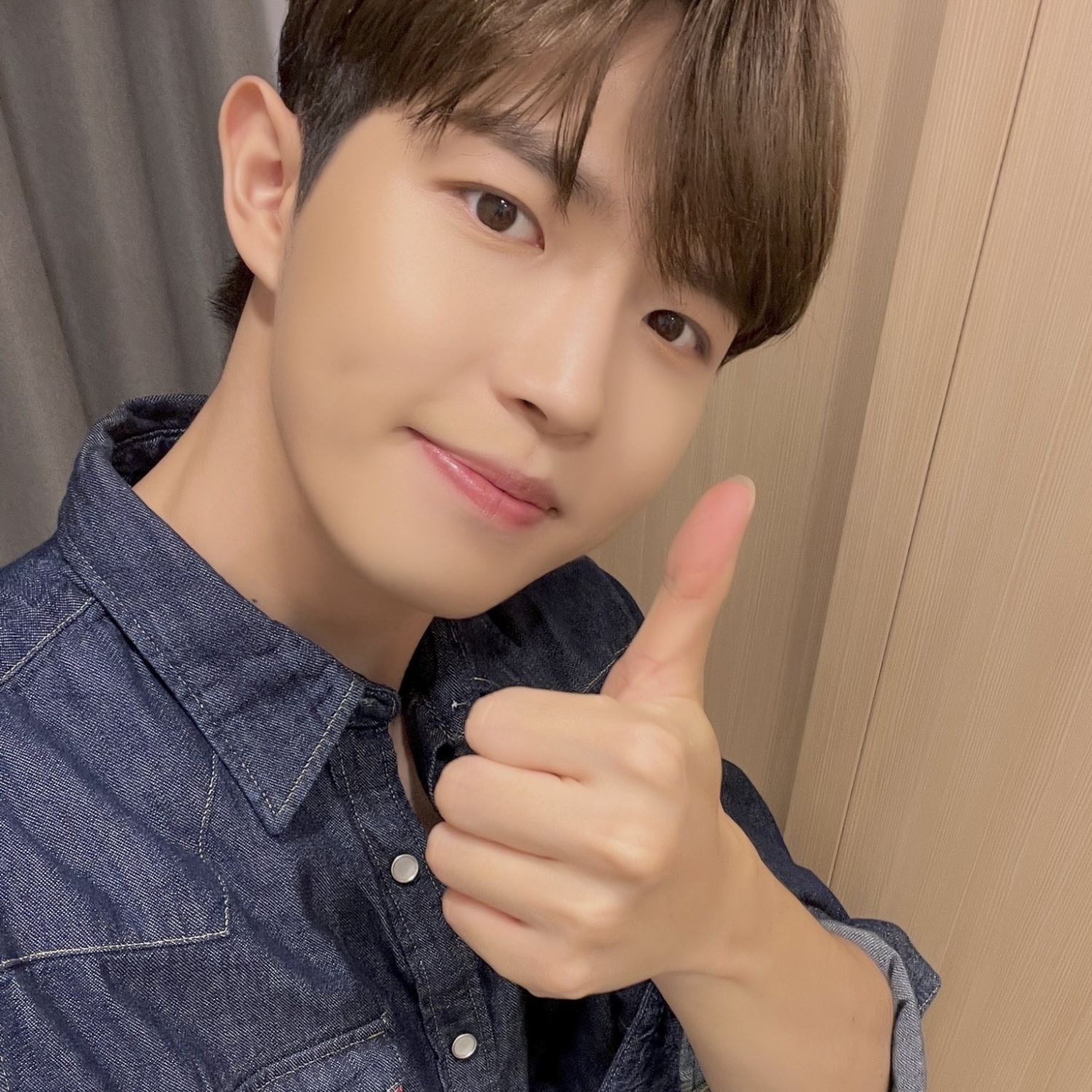 Foto terbaru Kim Jaehwan