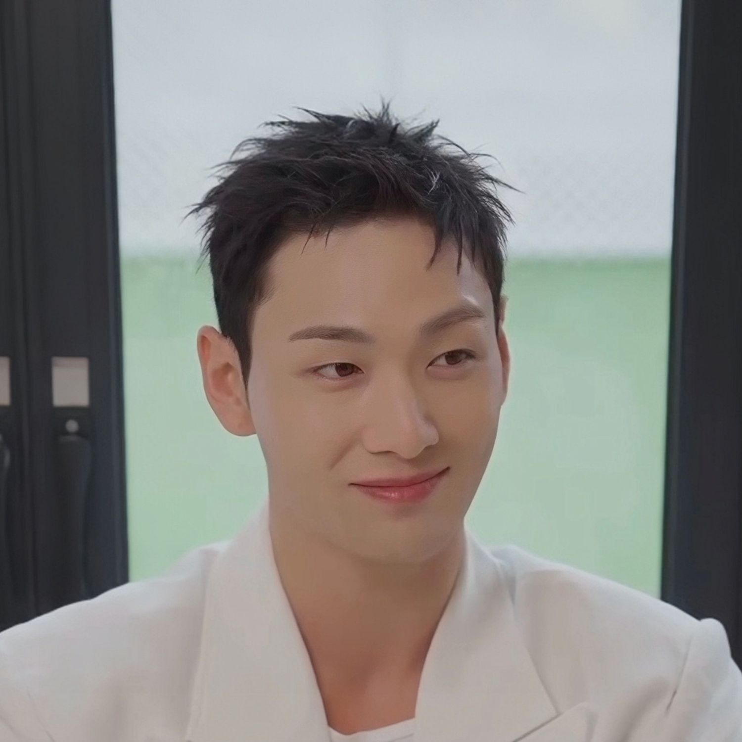 A moment captured by Baekho's fan