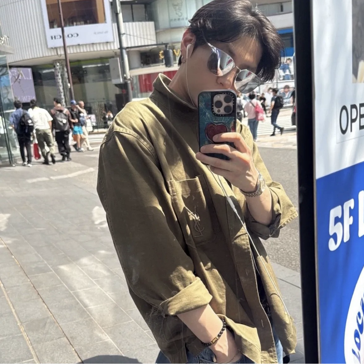 A moment captured by LEO (VIXX)'s fan