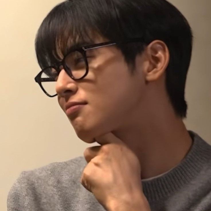 Behind-the-scenes cut of Eunwoo (ASTRO)