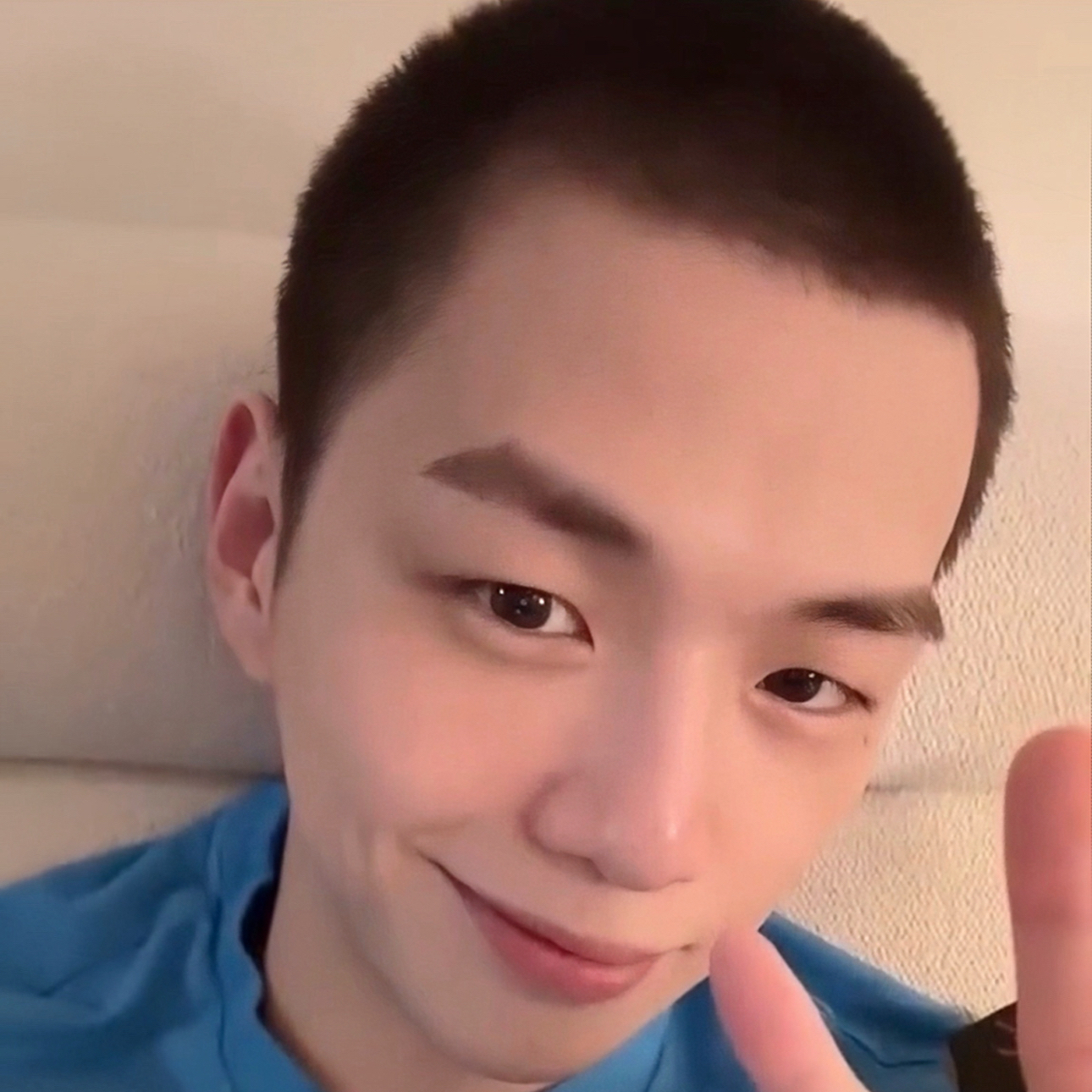 강다니엘 최근 활동샷