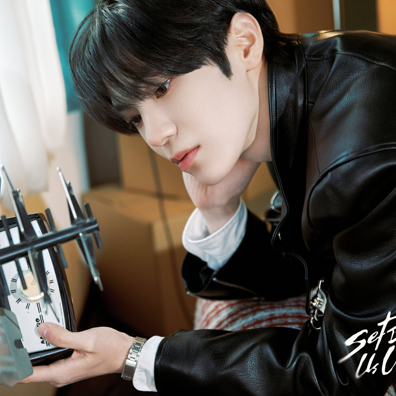 Behind-the-scenes cut of Donggyu (TUNEXX)