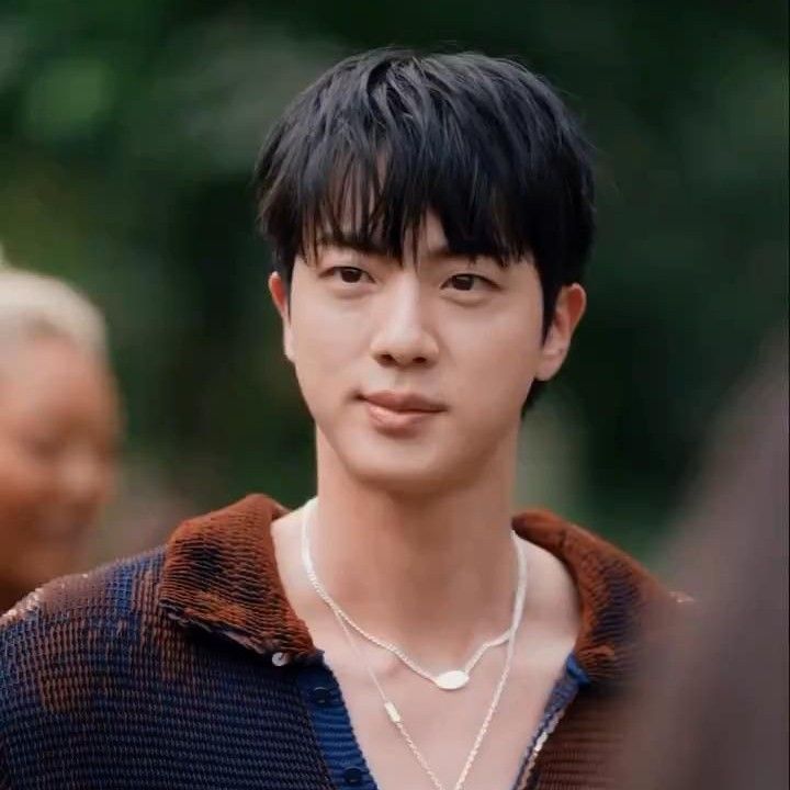 Potret di balik layar Jin (BTS)