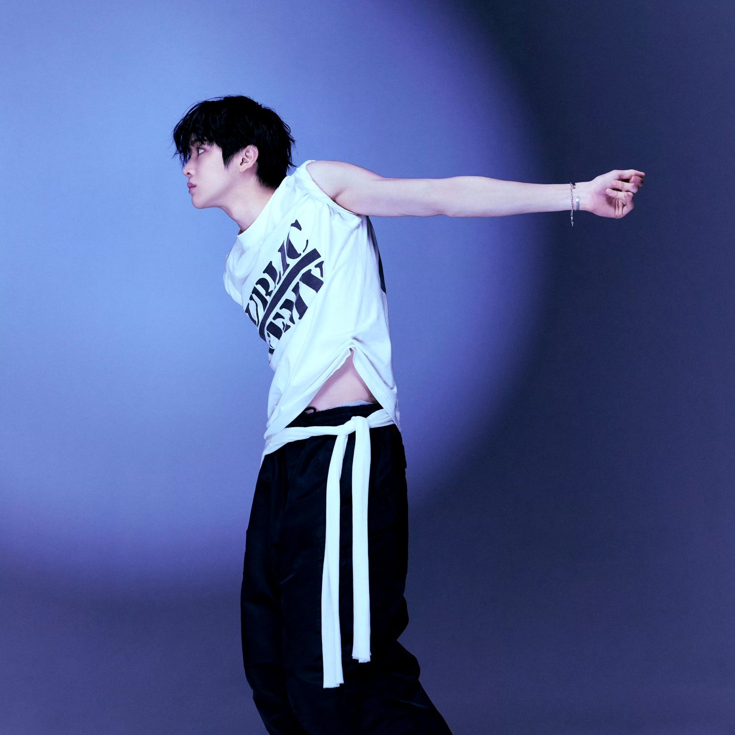 Recent activity shot of Sungchan (RIIZE)