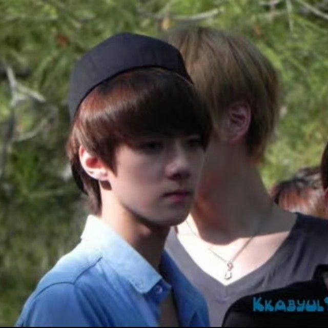 Foto aktivitas terbaru Sehun (EXO)