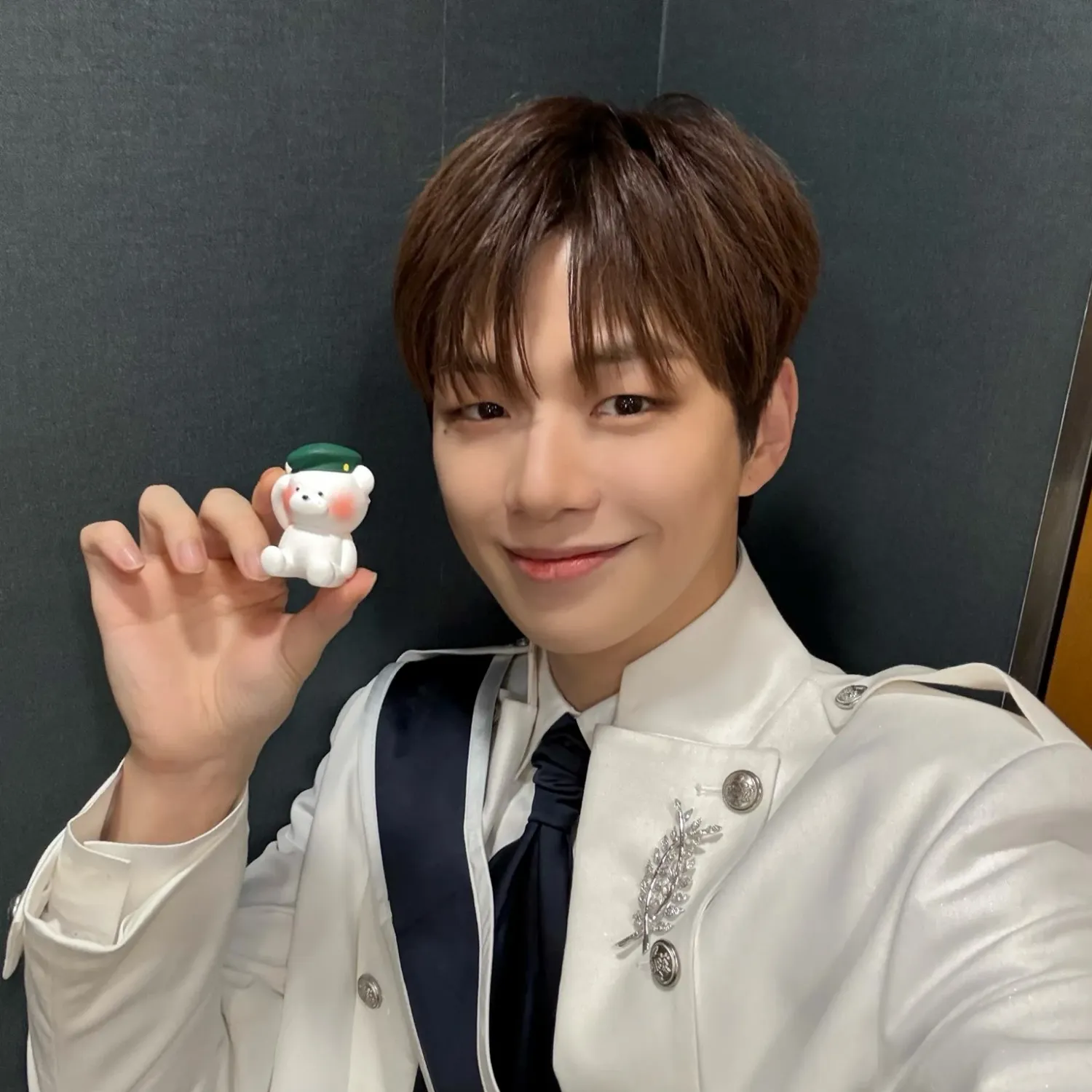 A moment captured by Kang Daniel's fan