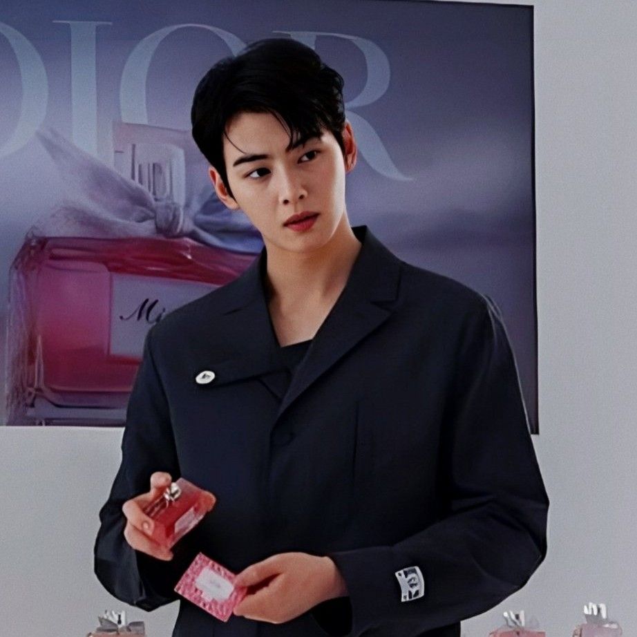 Behind-the-scenes cut of Eunwoo (ASTRO)