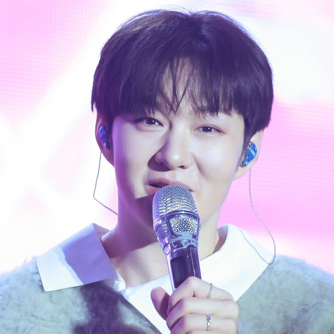 A moment captured by Lee Changsub (BTOB)'s fan