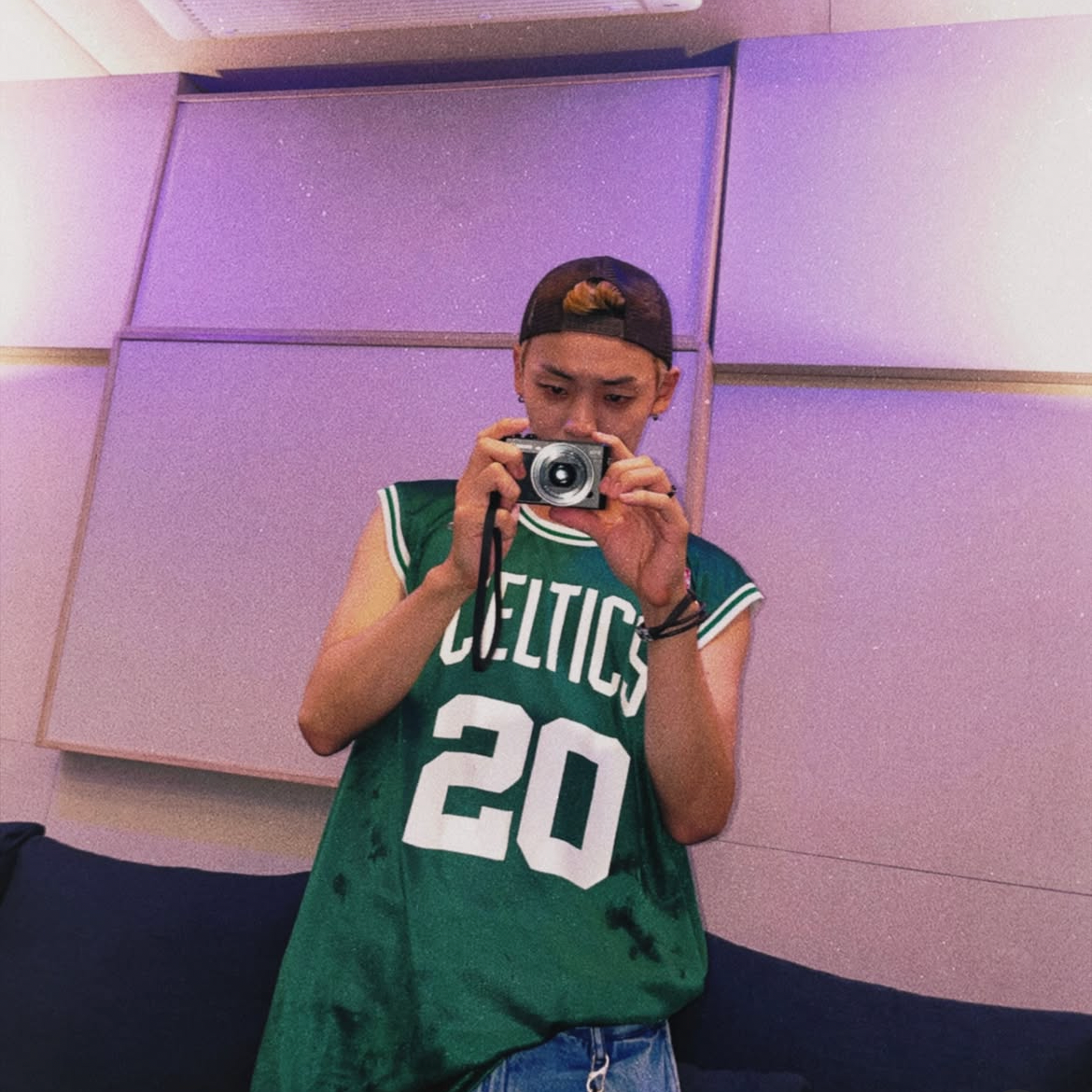 Latest photo of Chan (A.C.E)