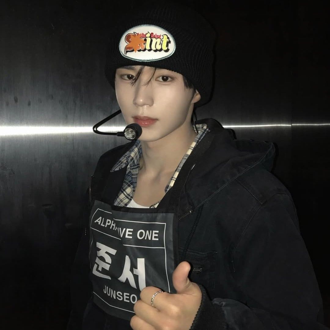 A moment captured by Kim Junseo (ALPHA DRIVE ONE)'s fan