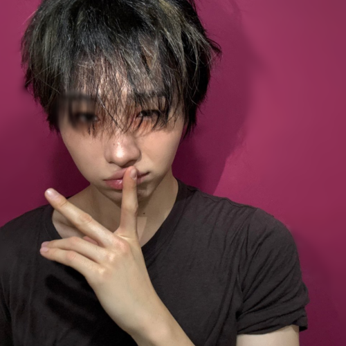 Behind-the-scenes cut of Wonjun (WHIB)