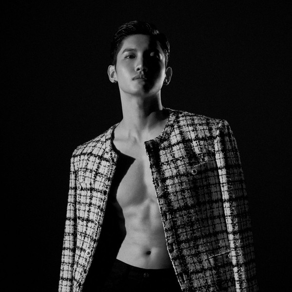 Shining profile picture of Max (TVXQ) on today's Choeaedol