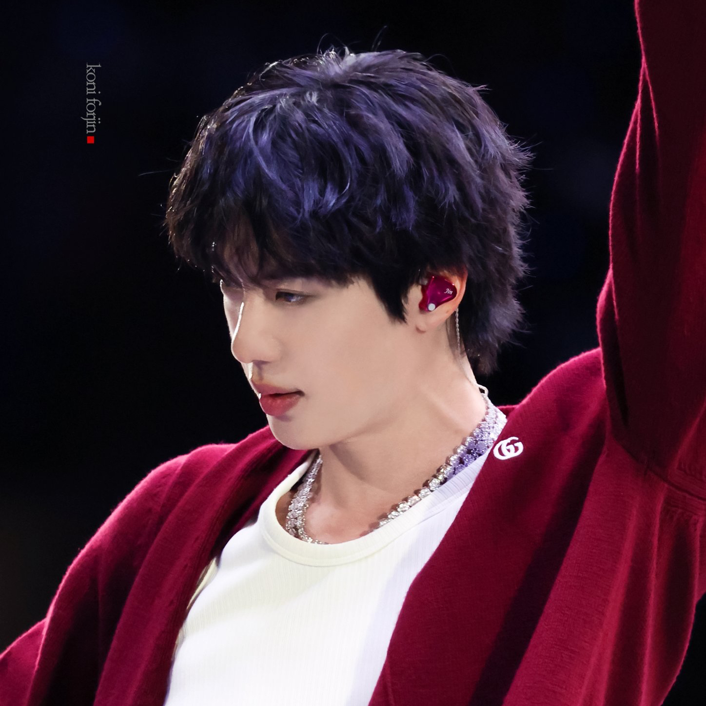 진 (방탄소년단)의 비하인드 컷