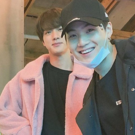 A moment captured by SUGA (BTS)'s fan