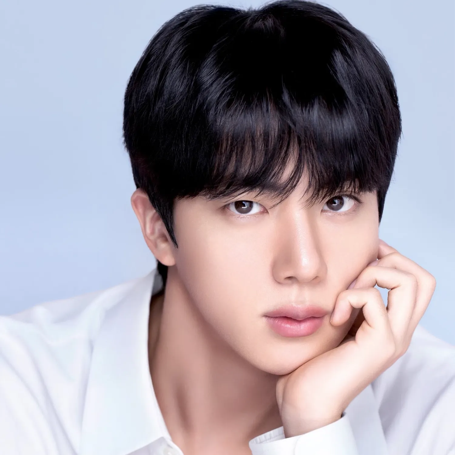 Foto aktivitas terbaru Jin (BTS)