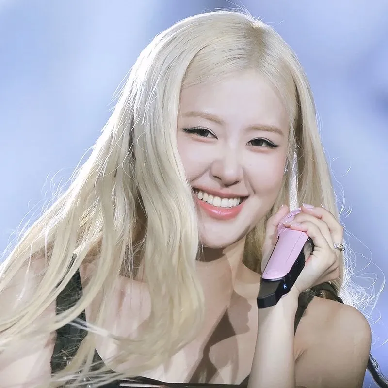 로제 (BLACKPINK)의 비하인드 컷
