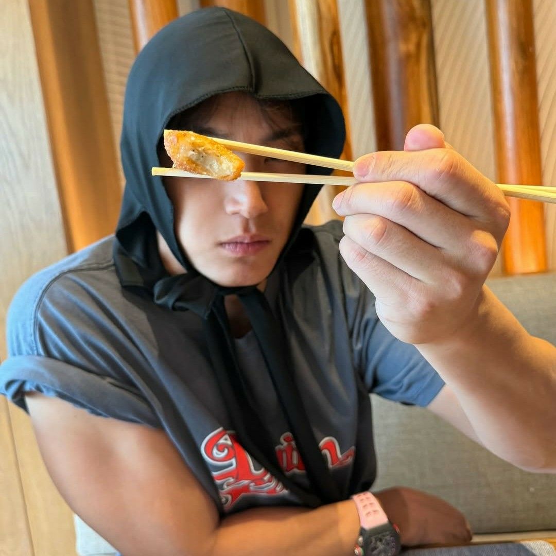 Behind-the-scenes cut of Mingyu (SEVENTEEN)