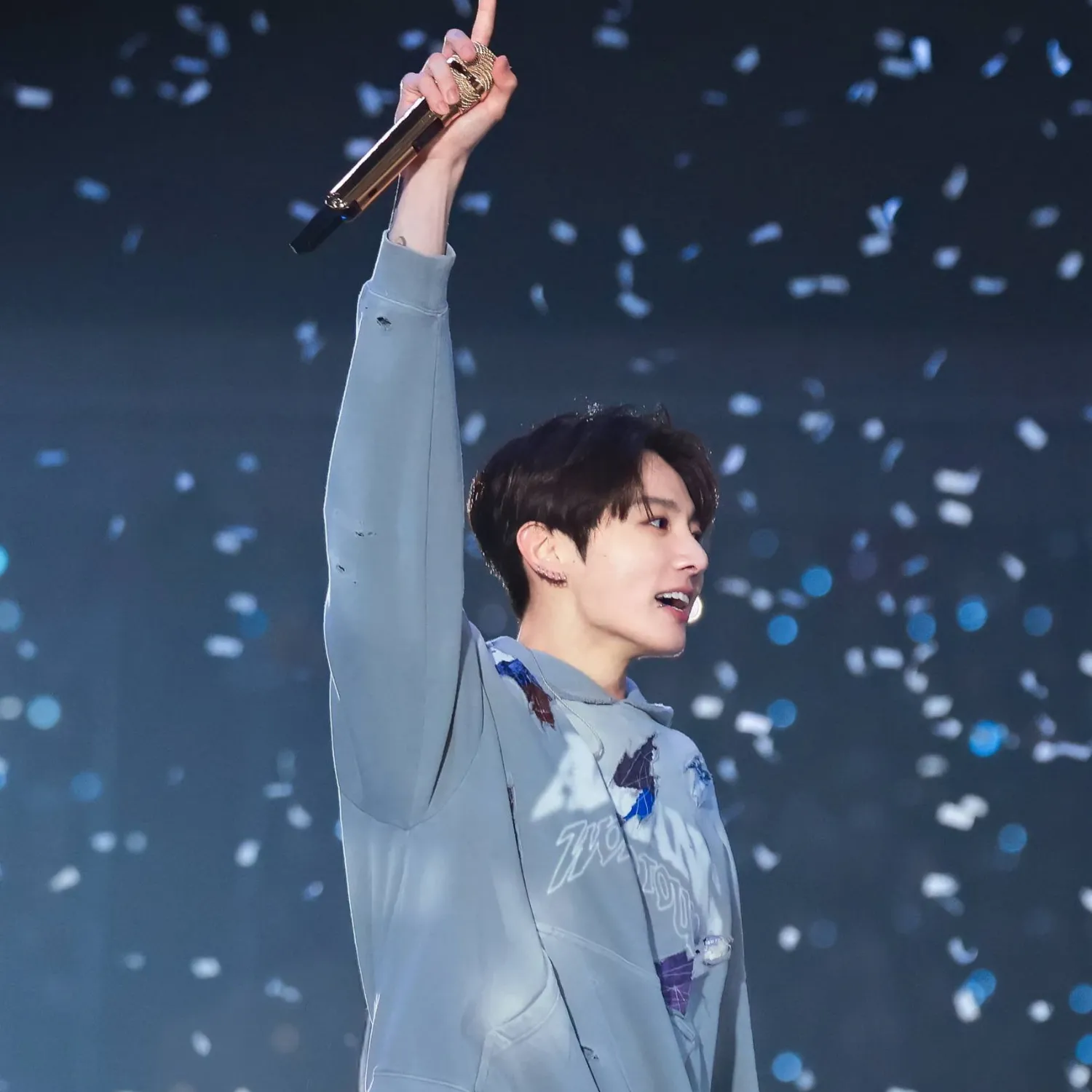 柾國 (防彈少年團)的最新照片