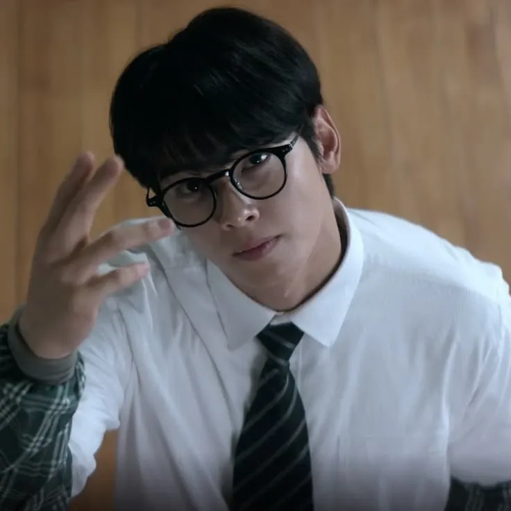 Behind-the-scenes cut of Eunwoo (ASTRO)