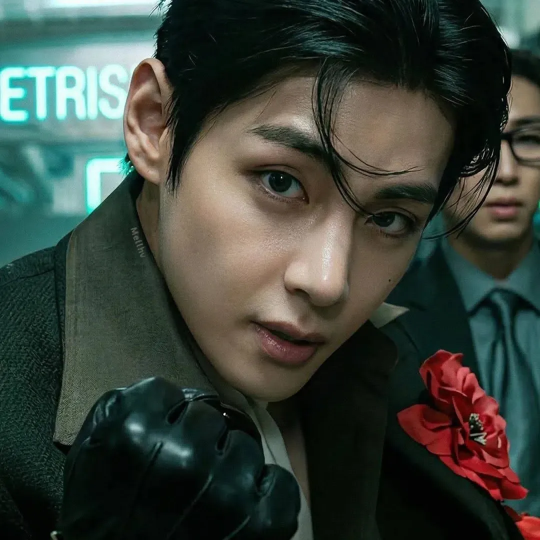 Recent activity shot of V (BTS)