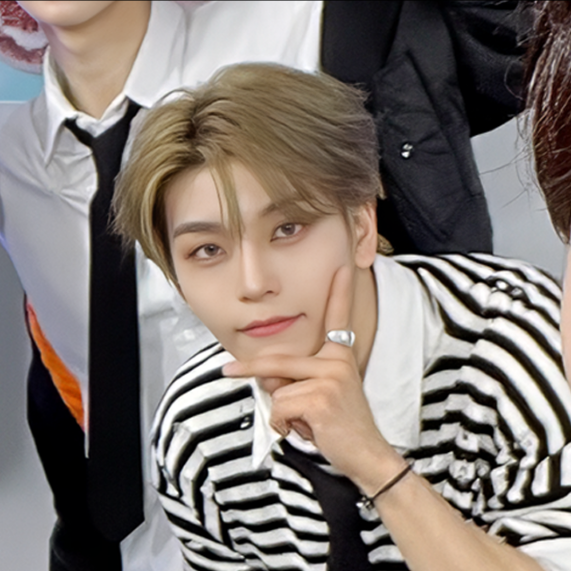 Behind-the-scenes cut of He Xinlong (ALPHA DRIVE ONE)