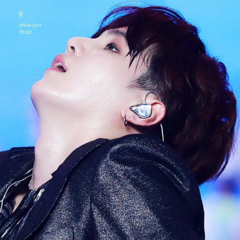 슈가 (방탄소년단) 최근 활동샷