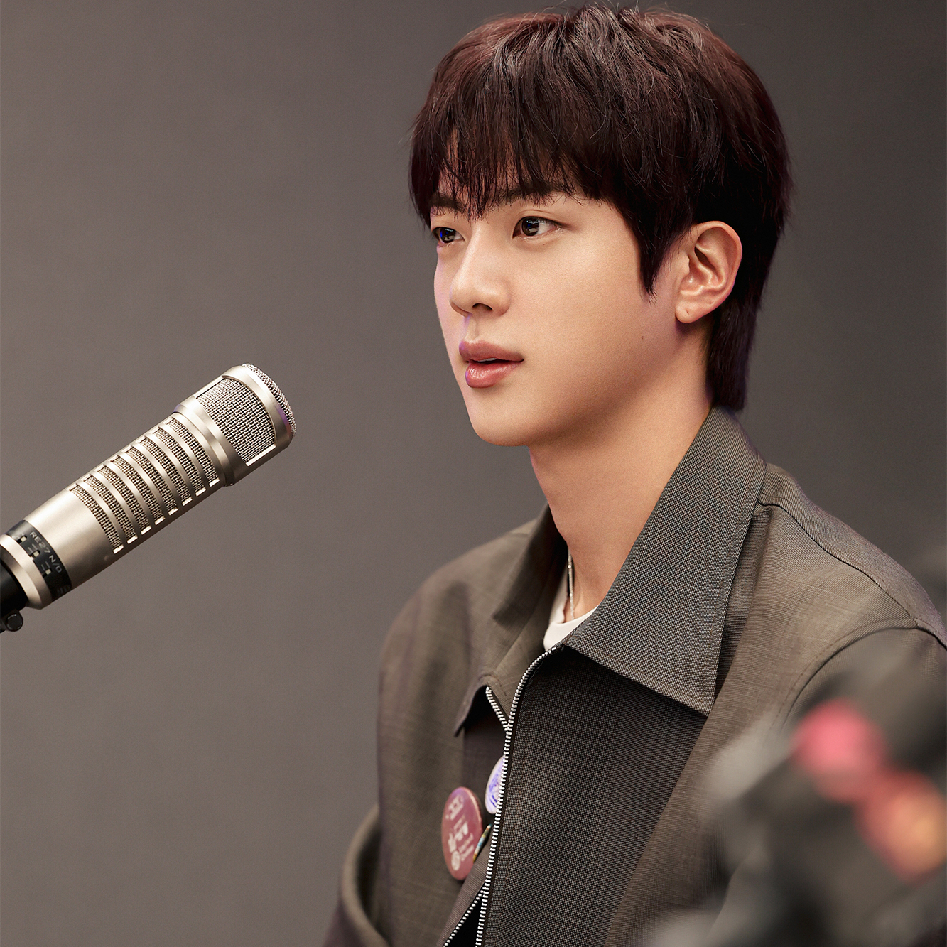 진 (방탄소년단) 최근 활동샷