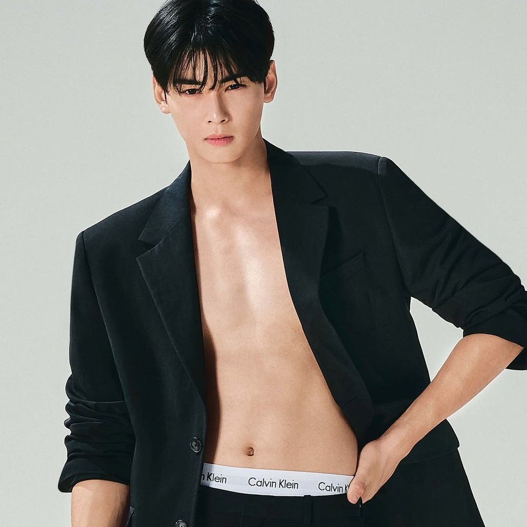 Latest photo of Eunwoo (ASTRO)