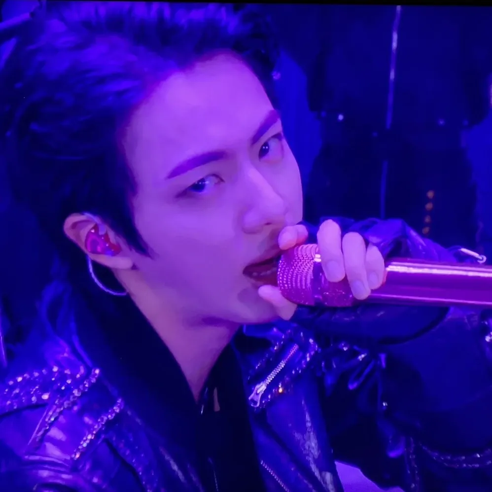 진 (방탄소년단)의 비하인드 컷