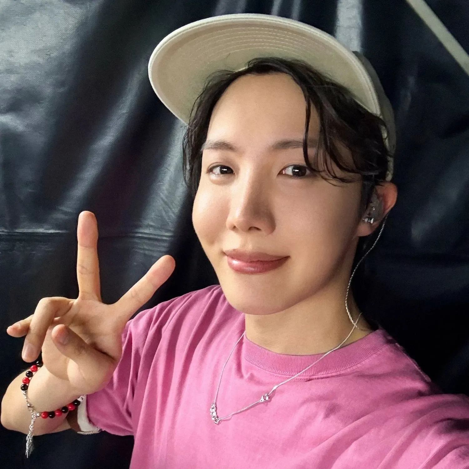 J-hope (防彈少年團)的最新照片