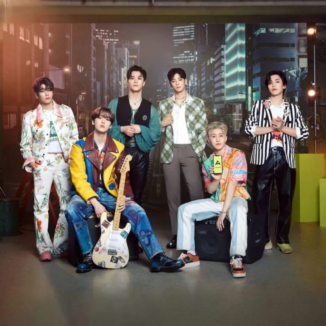 아스트로의 최신 사진