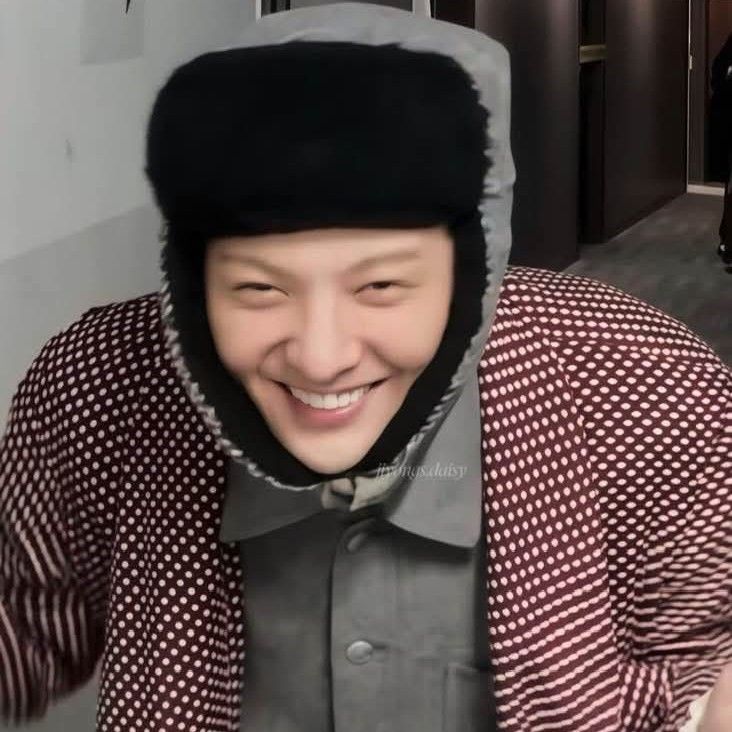 G-DRAGON (빅뱅)의 최신 사진