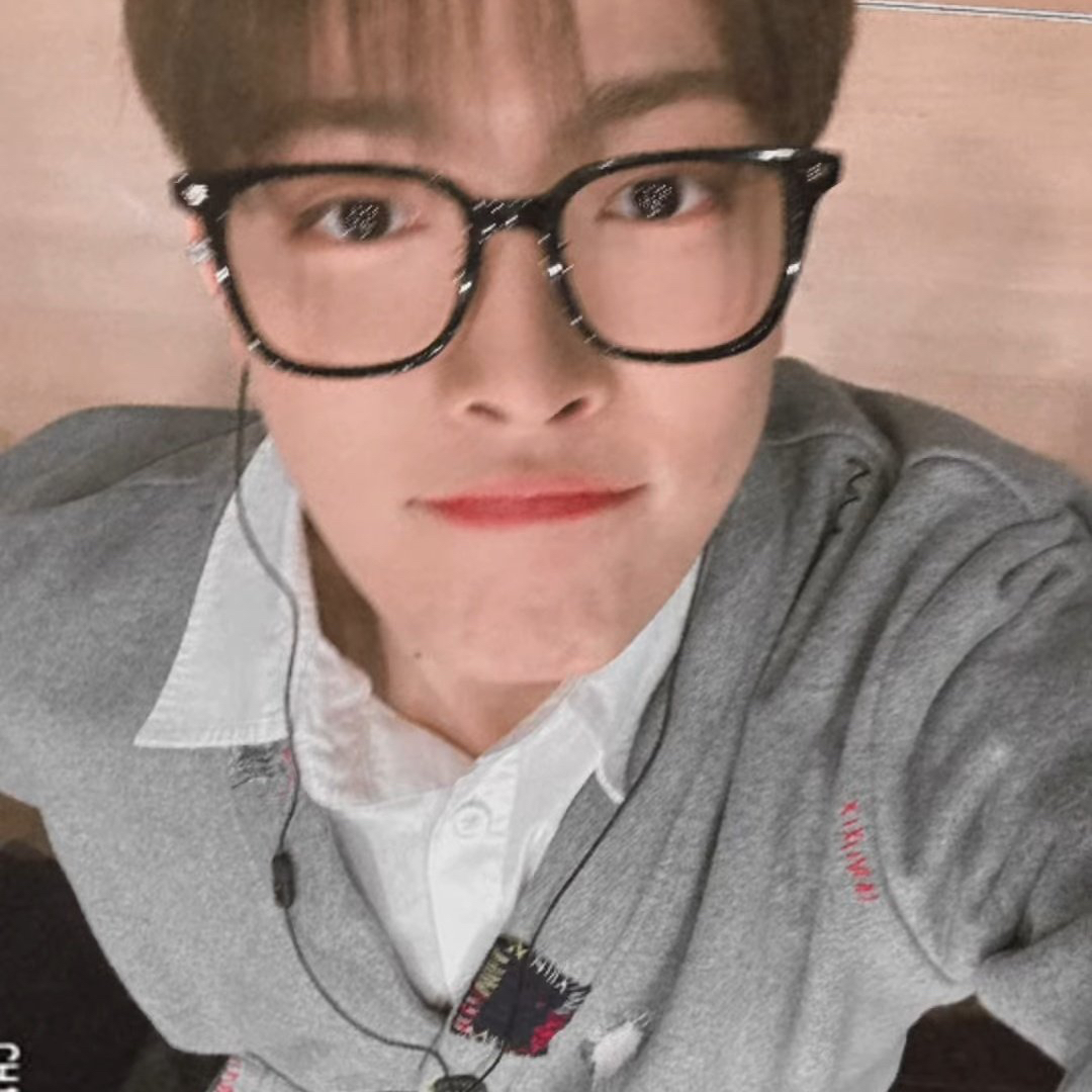 에이티즈의 비하인드 컷