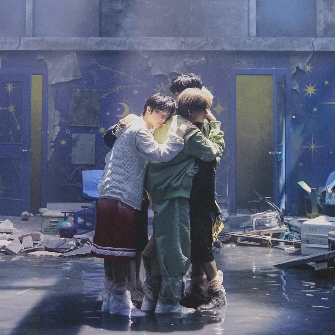 투모로우바이투게더의 비하인드 컷