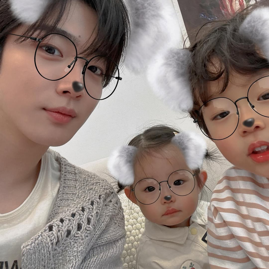 Behind-the-scenes cut of Kim Yohan (WEi)
