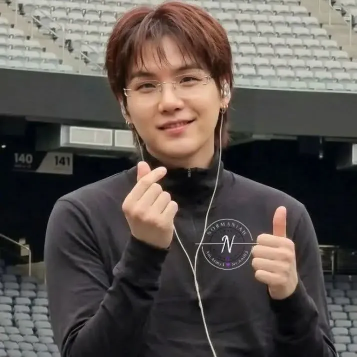 Foto terbaru SUGA (BTS)