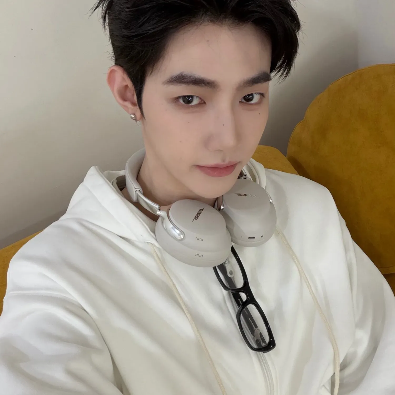 Recent activity shot of Zhang Hao (AND2BLE)