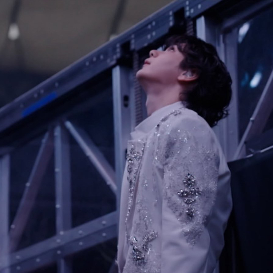 Recent activity shot of Mamehara Issei (JO1)