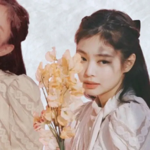 Recent activity shot of Jennie (BLACKPINK)