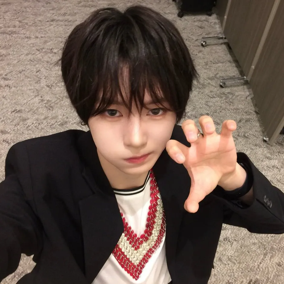 Recent activity shot of Zhou Anxin (ALPHA DRIVE ONE)