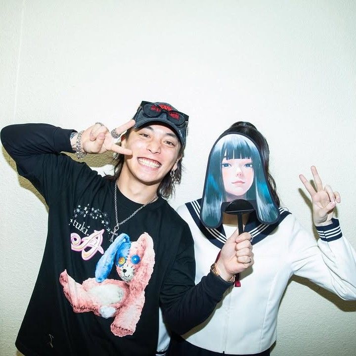 A moment captured by Yuuri's fan