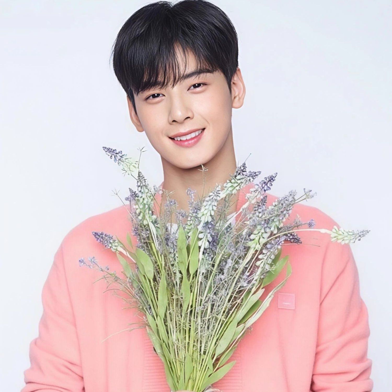Recent activity shot of Eunwoo (ASTRO)