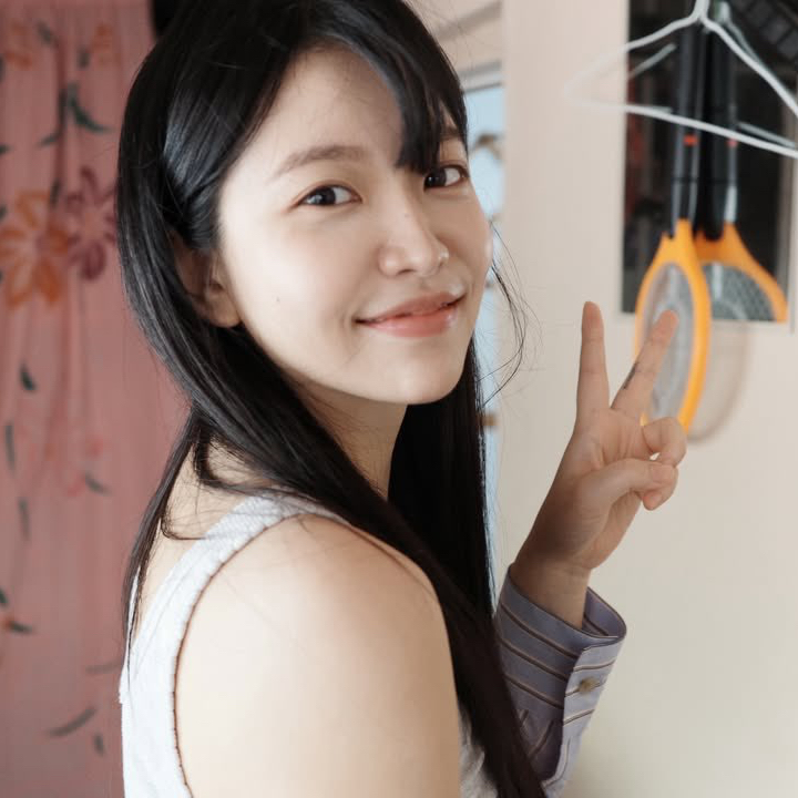 Behind-the-scenes cut of Yeri (Red Velvet)