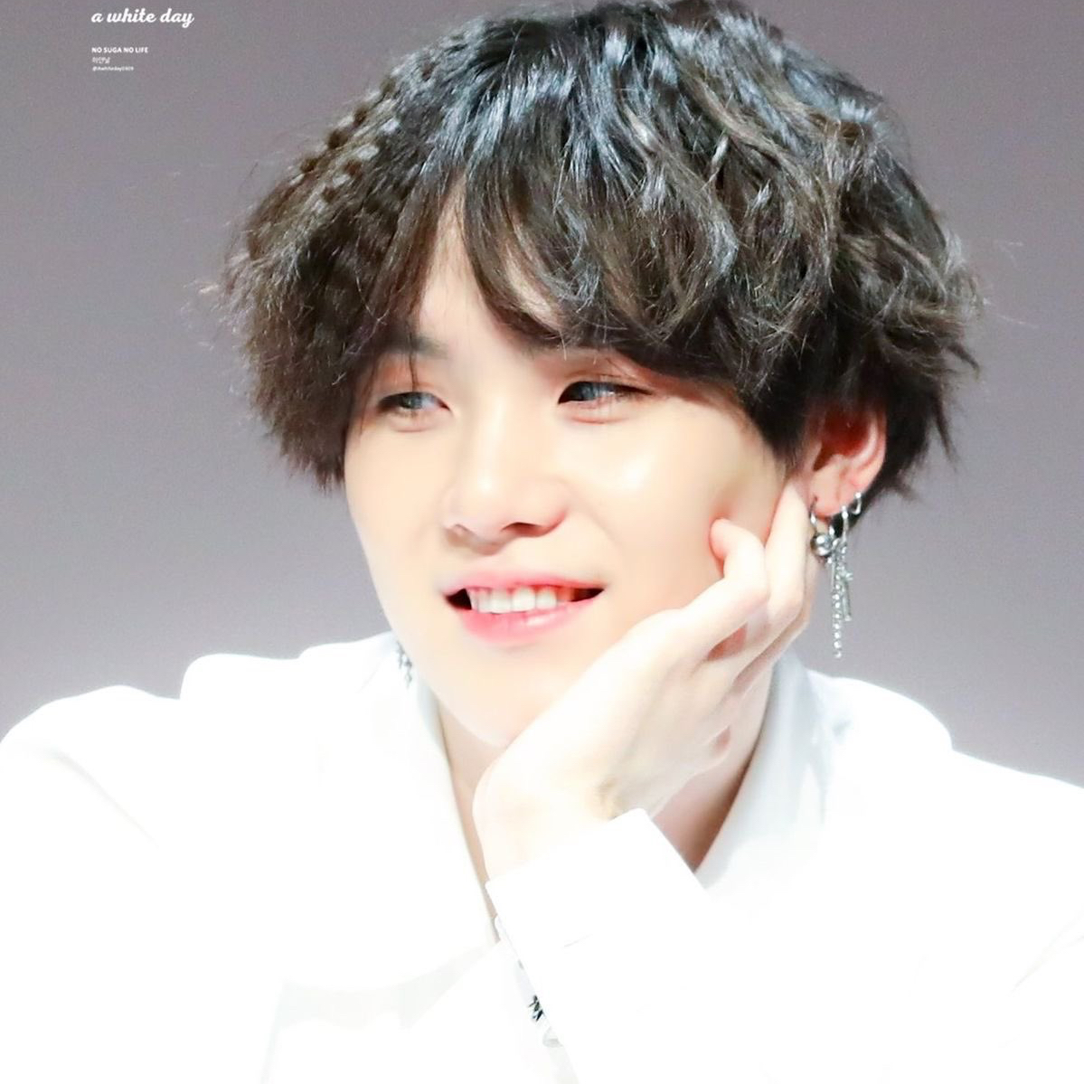 Behind-the-scenes cut of SUGA (BTS)