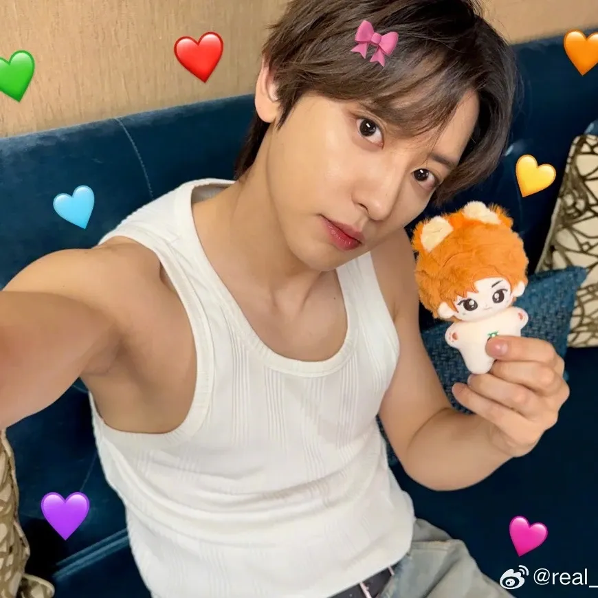 Behind-the-scenes cut of Chanyeol (EXO)