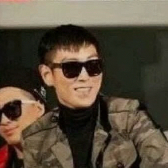 Behind-the-scenes cut of T.O.P