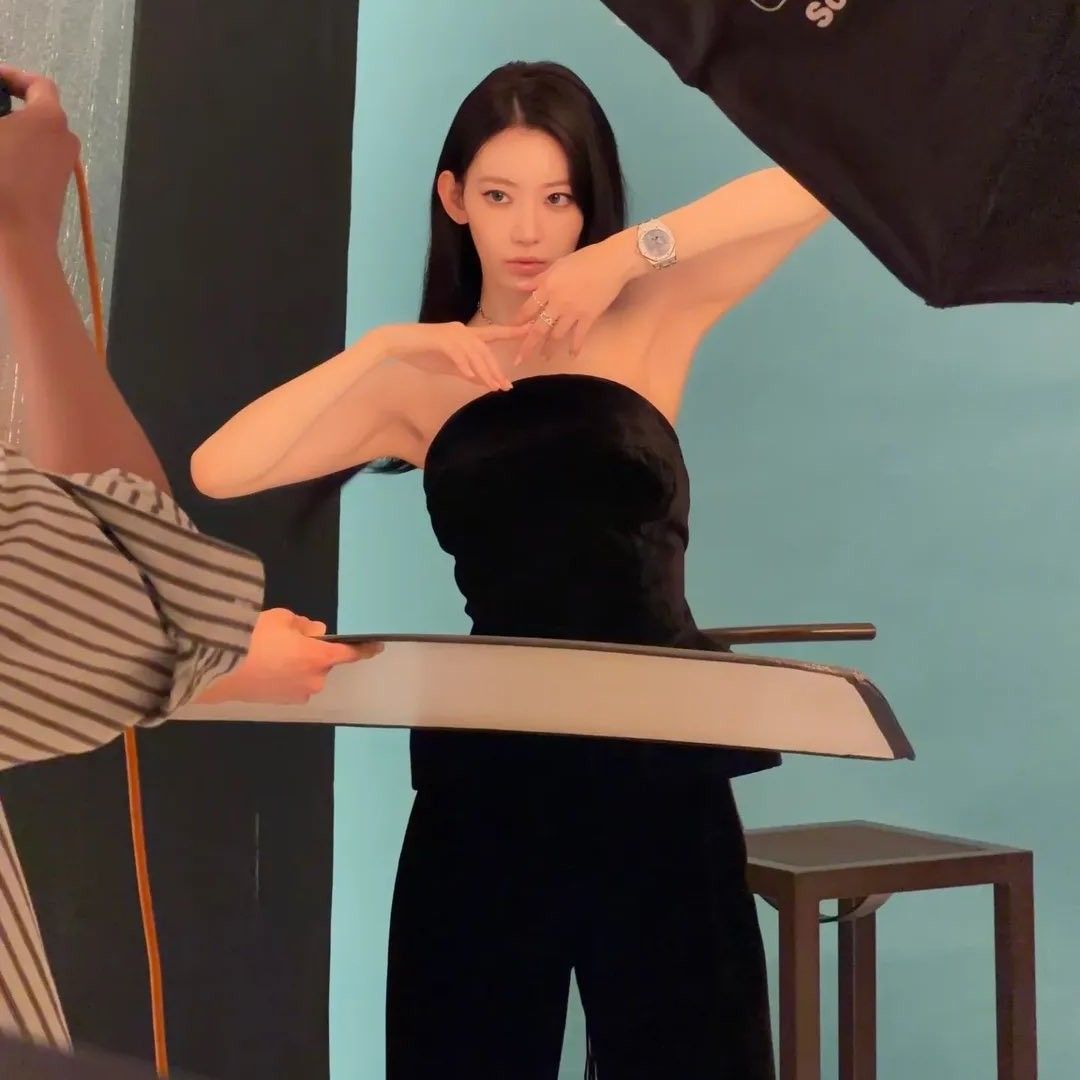 サクラ (LE SSERAFIM)の最近の活動写真