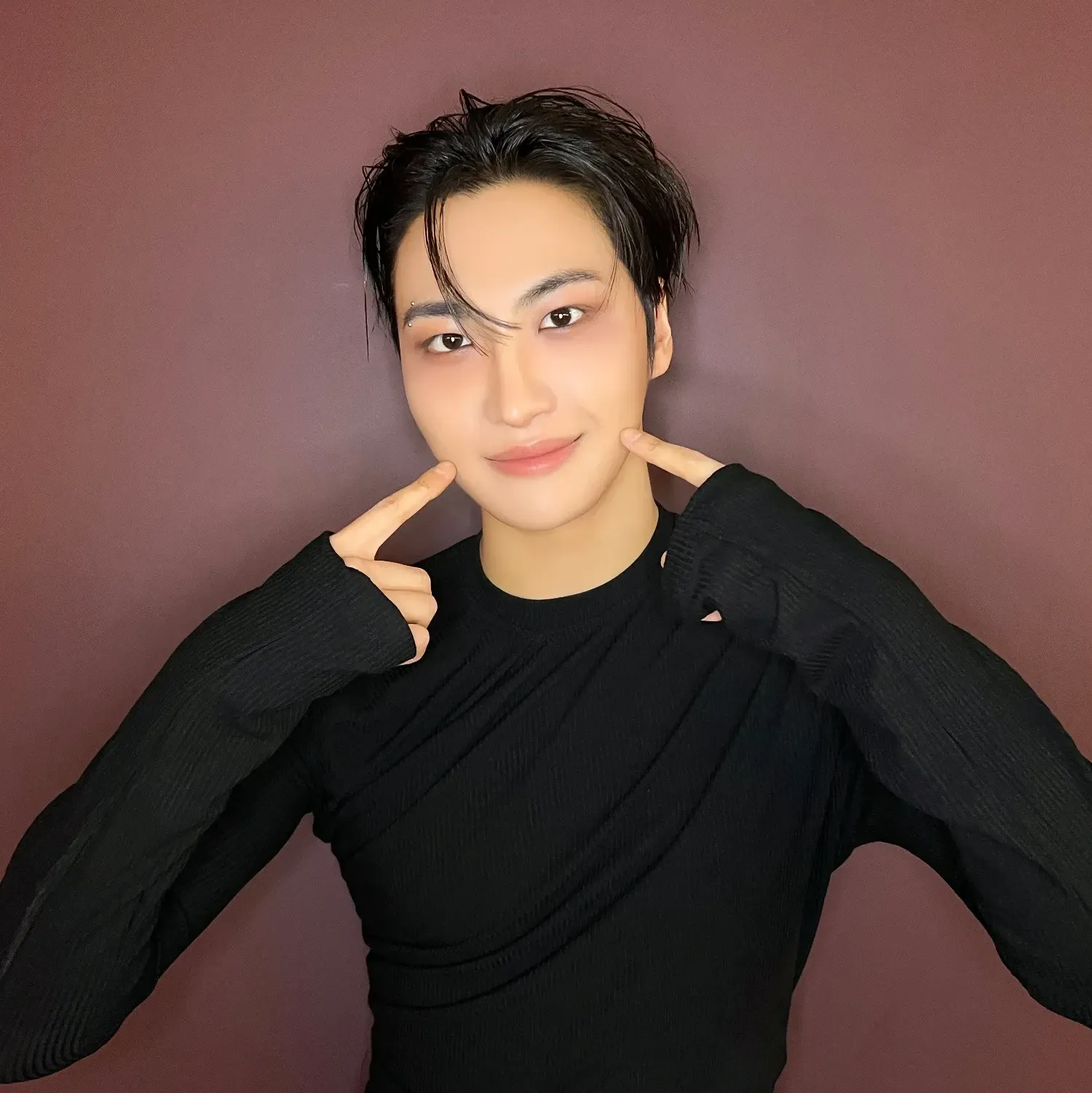 Latest photo of Seonghwa (ATEEZ)